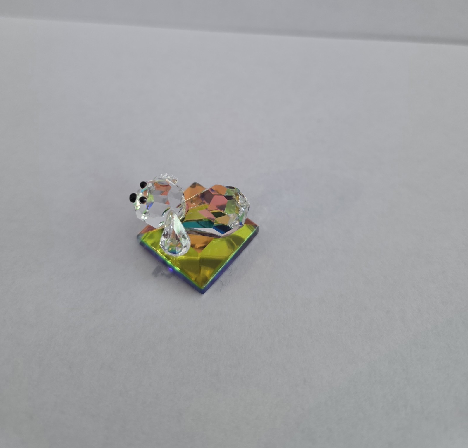 Crystal Puppy On Colorful Glass Base, Very Small 3/4 Inches