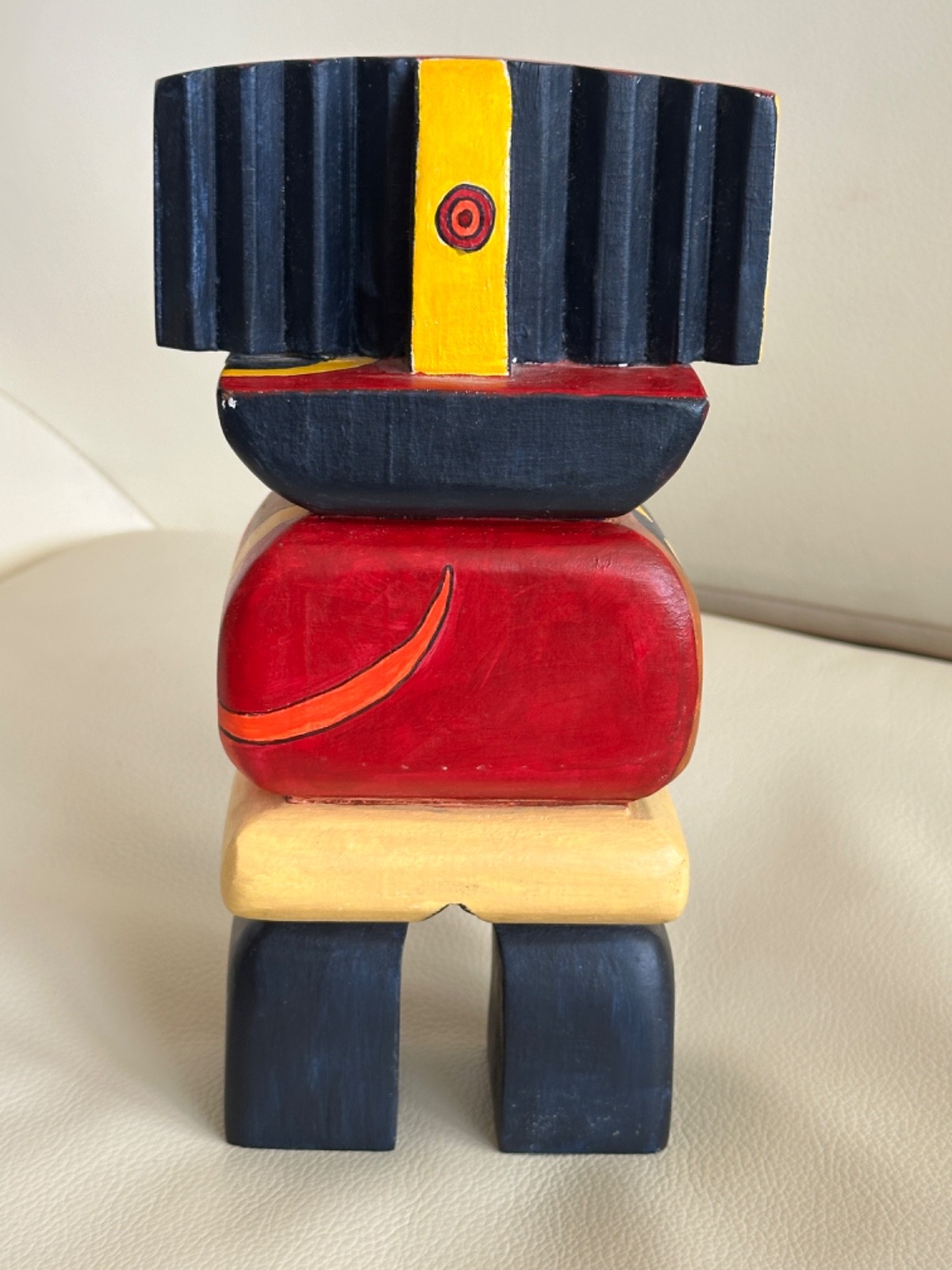 MATEO ALBUQUERQUE N.M. FOLK ARTIST VINTAGE HAND CARVED WOODEN FIGURE PAINTED8.5″