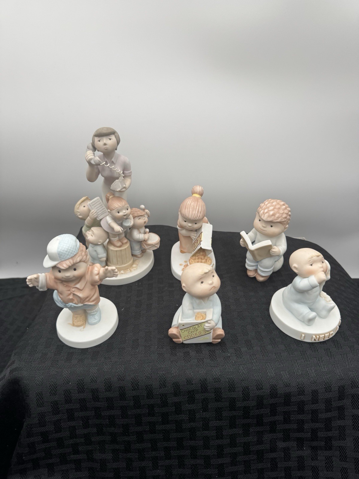 Set Of 6 Vintage Family Circus Porcelain Figurines