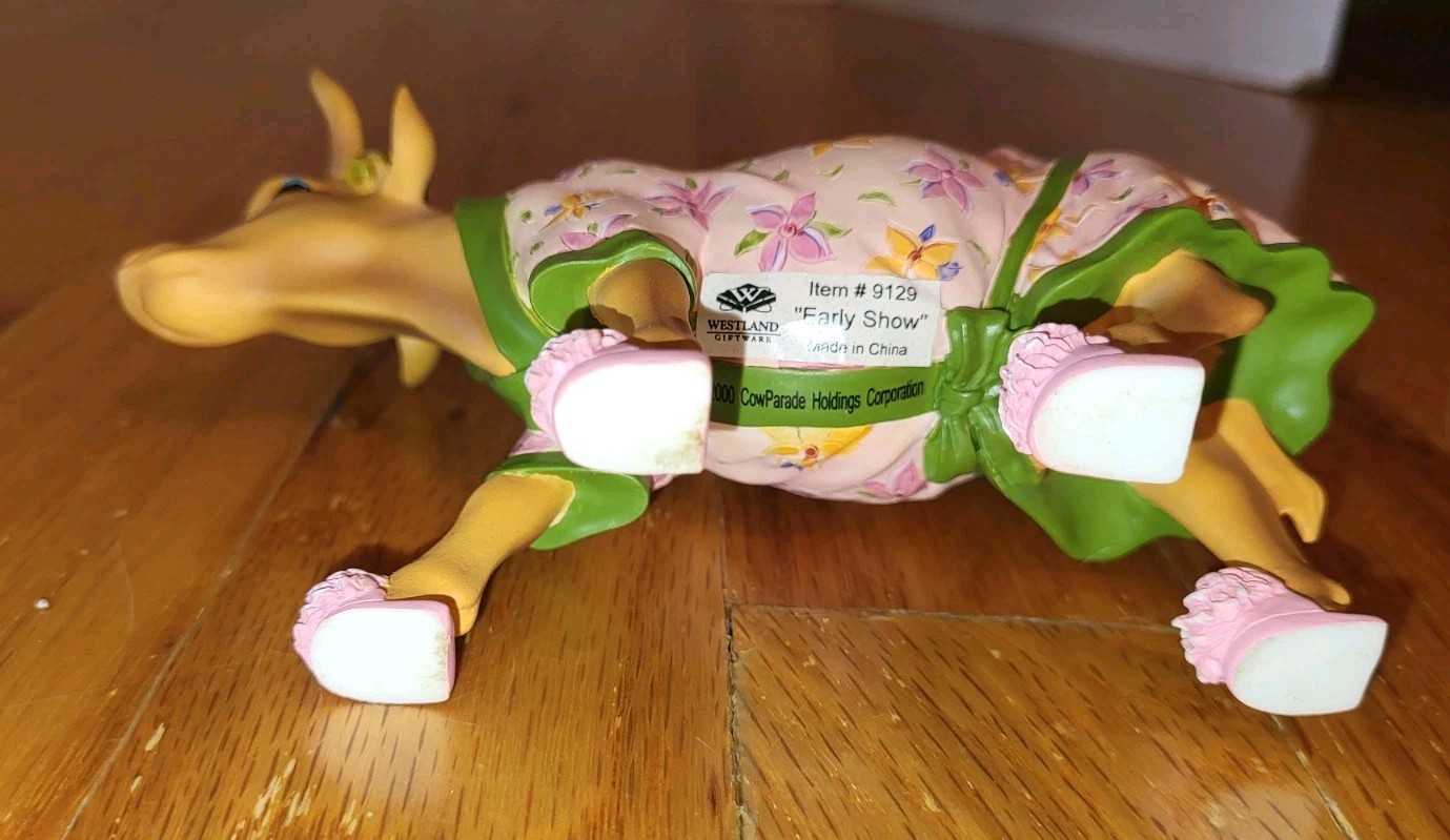 2000 Westland Giftware Early Show Figurine Cow Parade Dress Robe Flowers # 9129