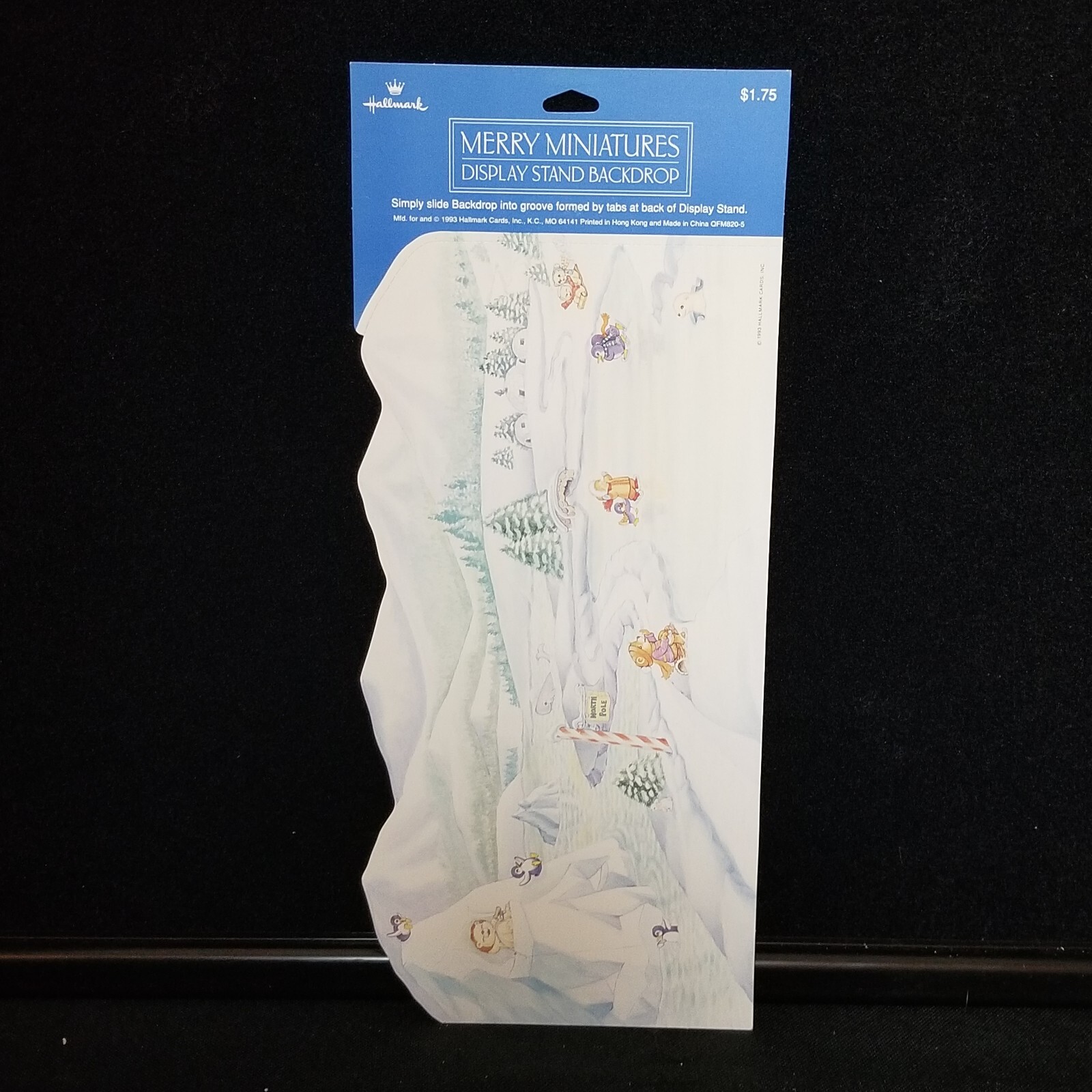 Vintage 1993 Hallmark Merry Miniatures Christmas Display Stand Backdrop NOS