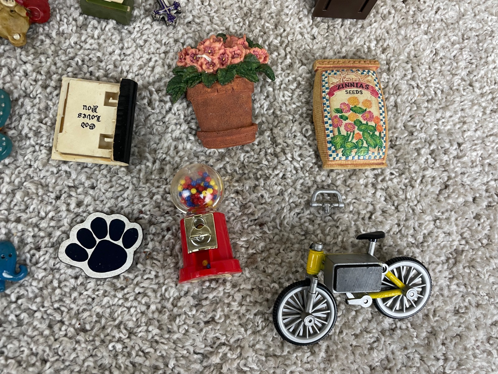 Lot of Assorted Mini Figurines Decorative Novelty Kitchen Fridge Magnets