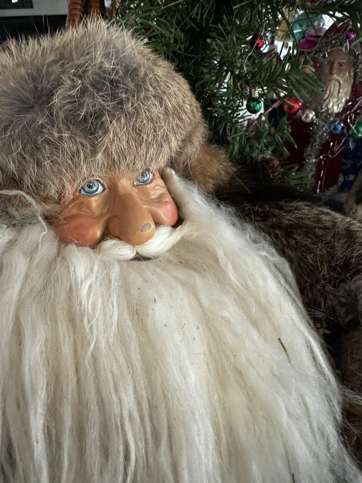 RUSTIC Trapper Santa Mountain Real Fur Rowing canoe Skis Raccoon Centerpiece XL