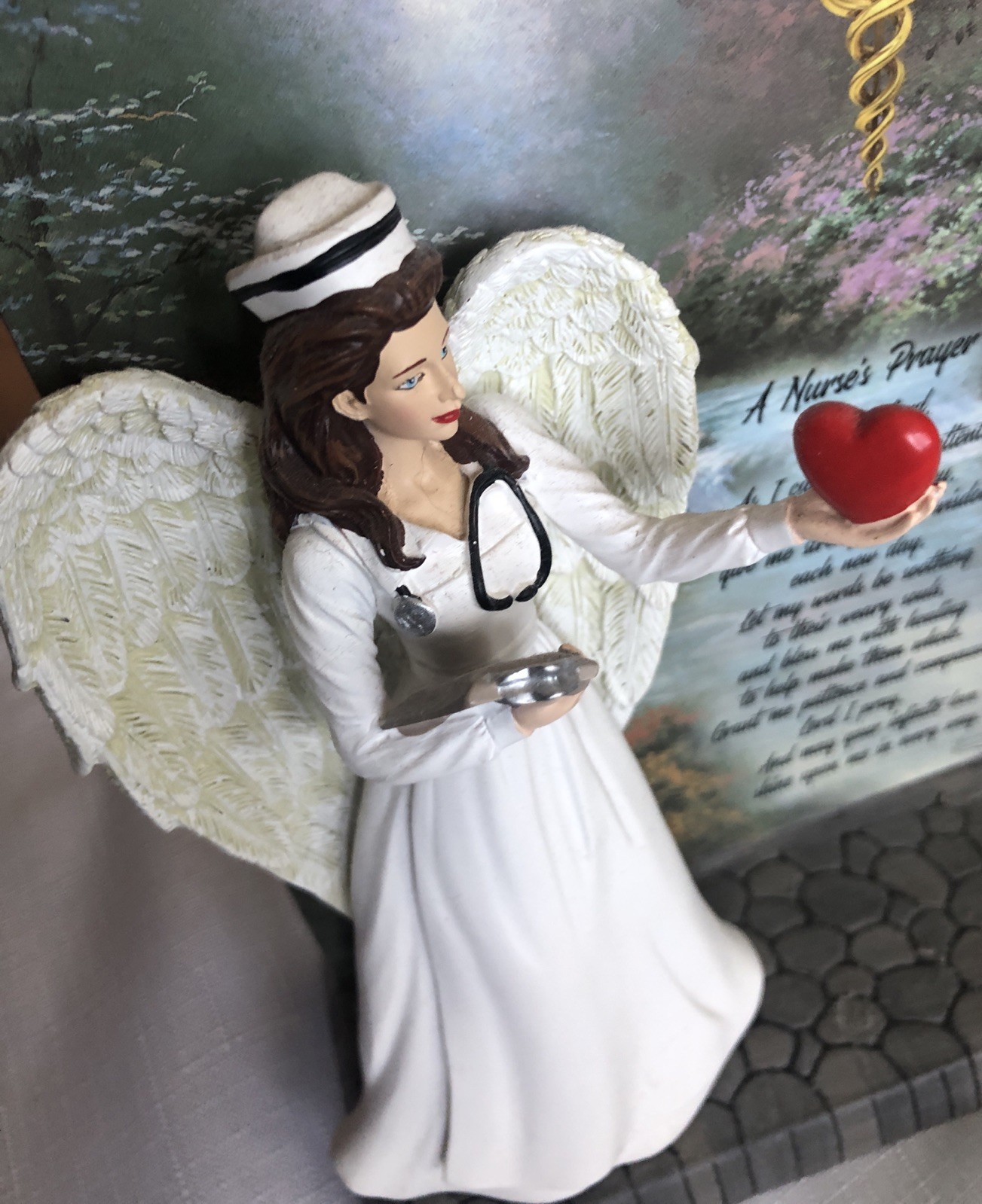Thomas Kinkade The Nurse’s Prayer Angel Figurine / Statue #3177 8x6x3