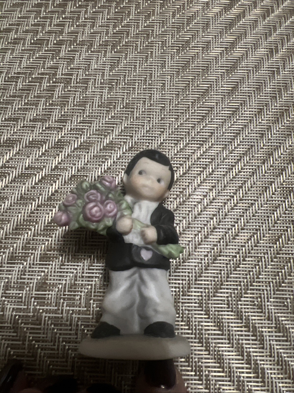 Figurine Statues