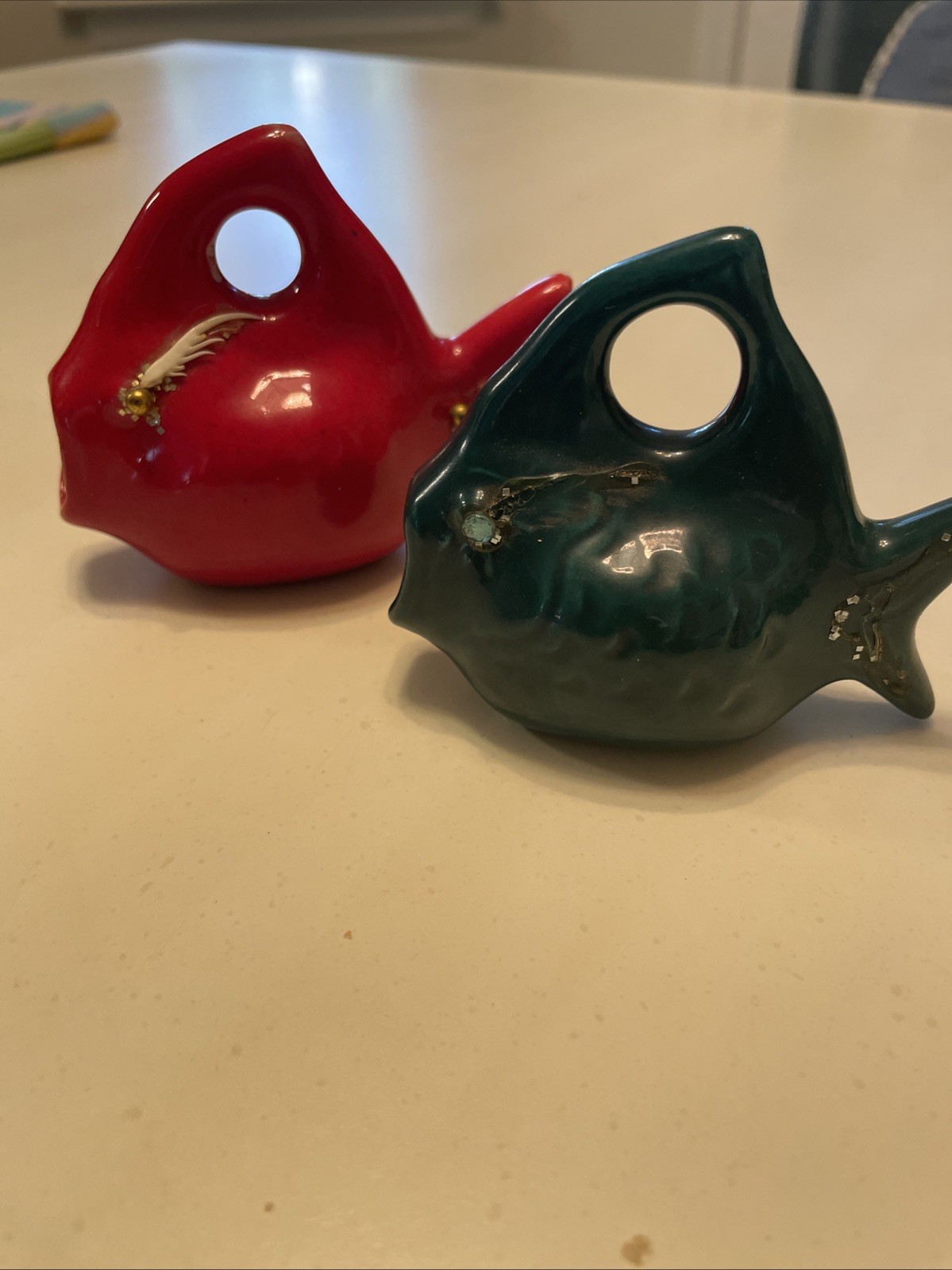 VTG Red & Green Ceramic Fish Figurines-Signed -Nautical Beach Decor EUC 2pc