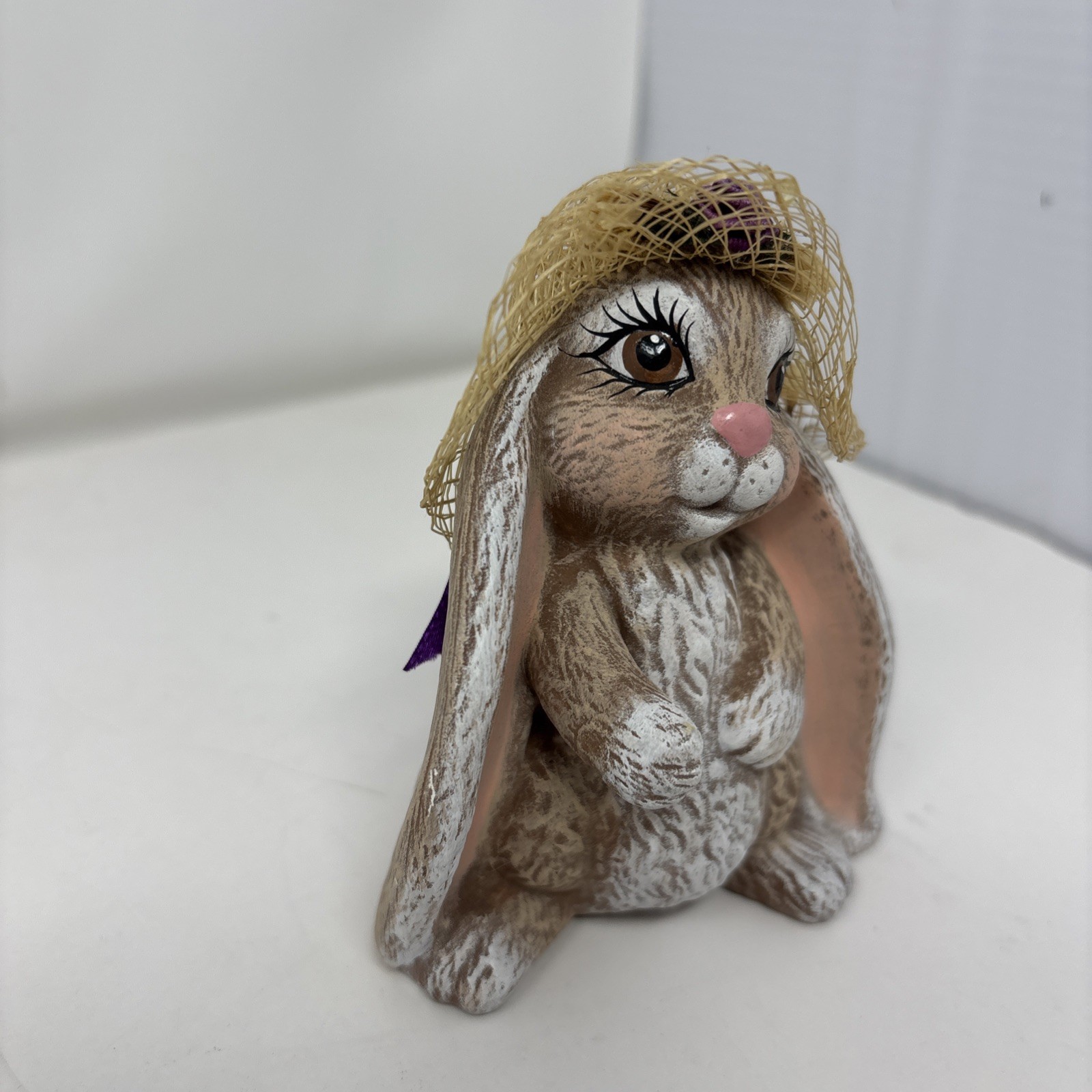 VTG 1980’s Scioto Brown & White Floppy Ear Ceramic Bunny Rabbit Hat W/purple Bow