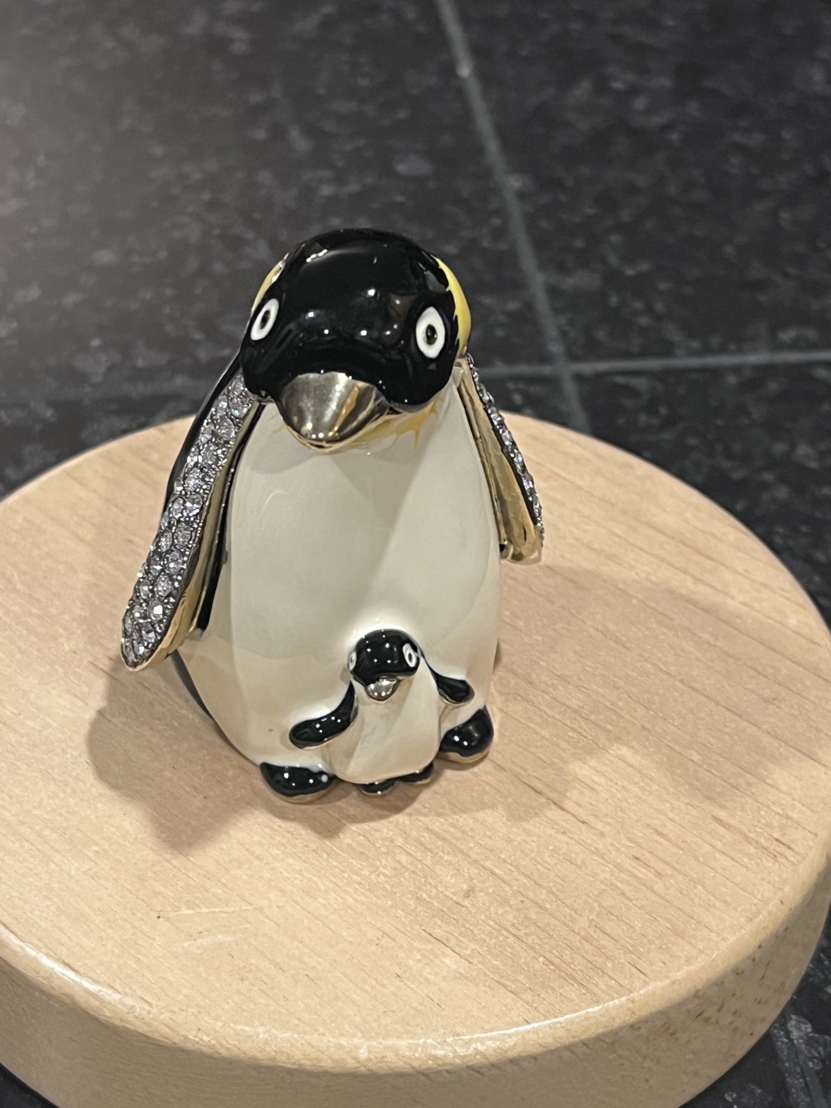 RUCINNI JEWELED TRINKET BOX PENGUIN & BABY SWAROVSKI CRYSTALS HINGED ENAMEL