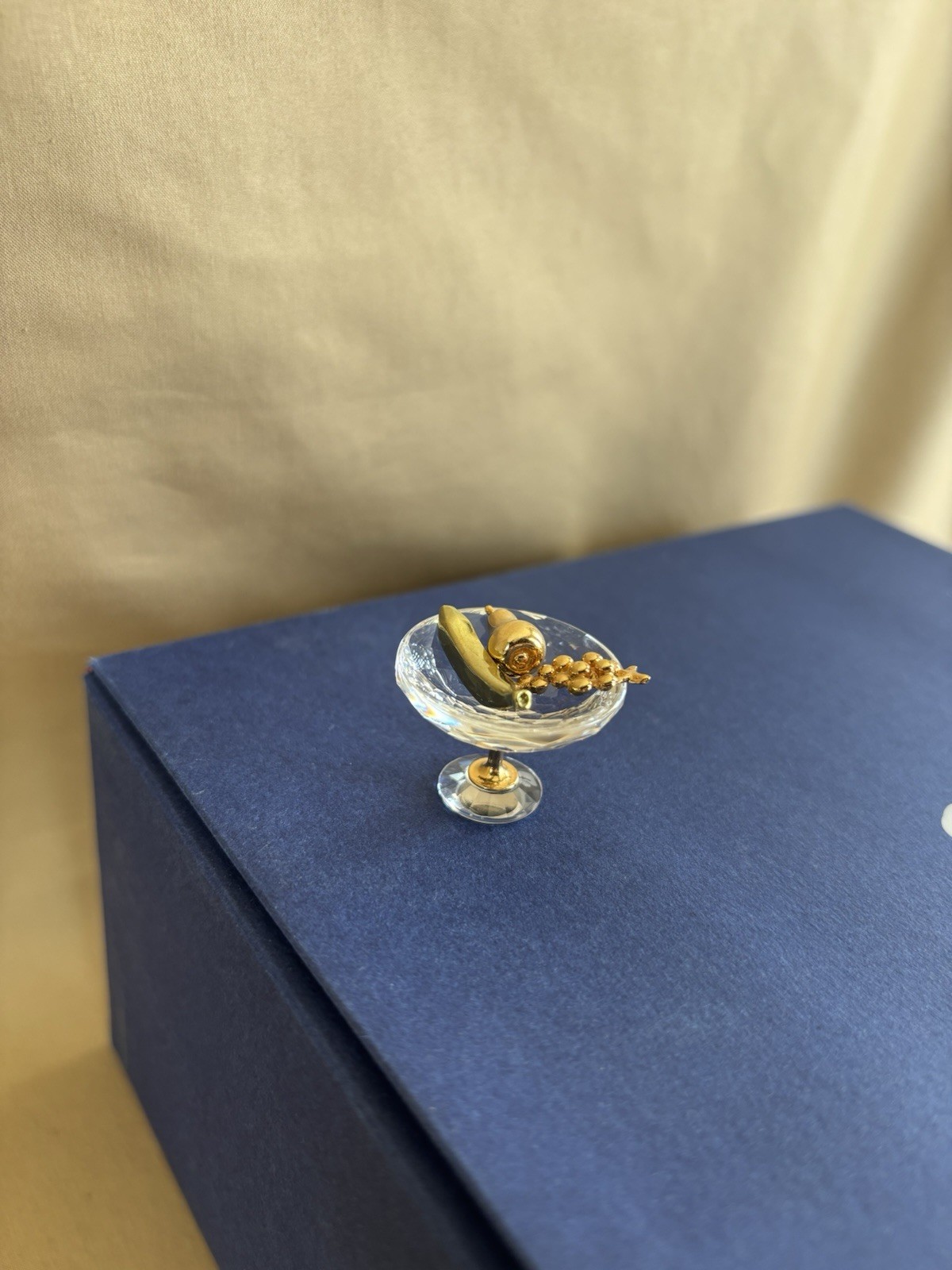 Swarovski Crystal Memories Classics FRUIT BOWL With Banana Grapes Pear IN BOX