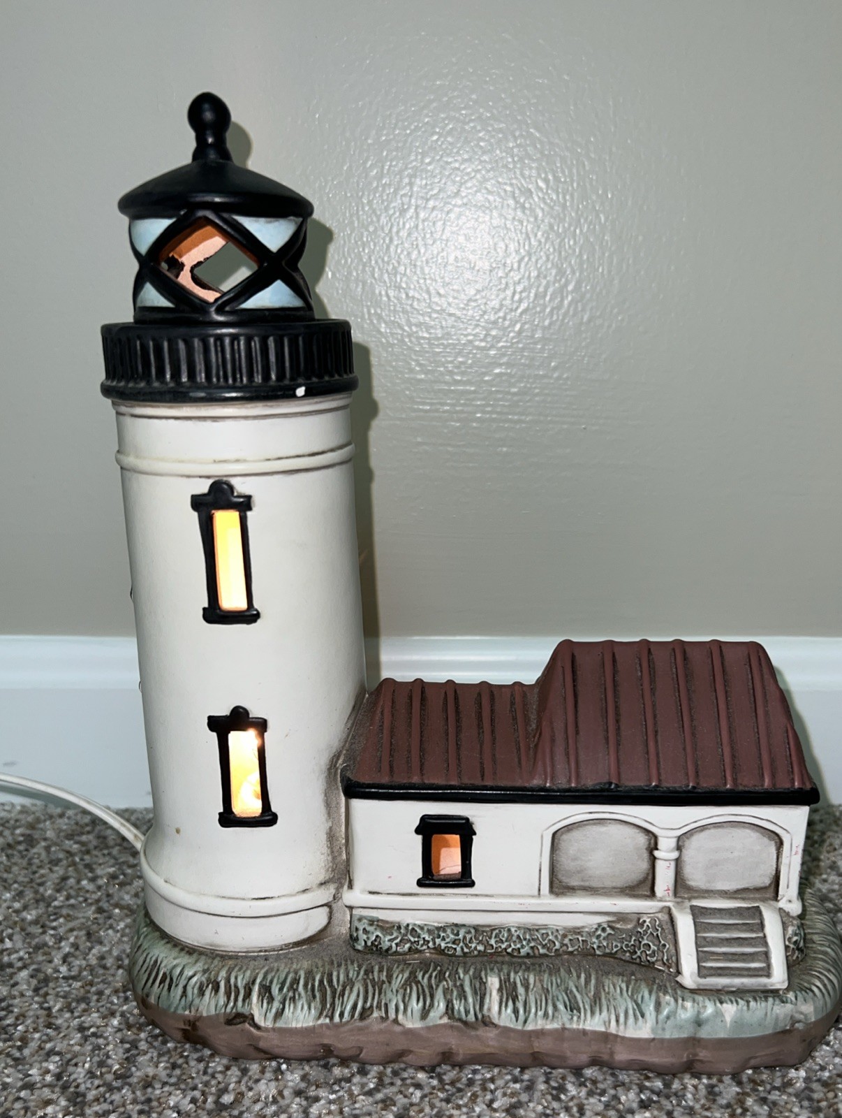 1993 Geo. Z. Lefton “Admiralty Head 1903” Lighthouse Lighted