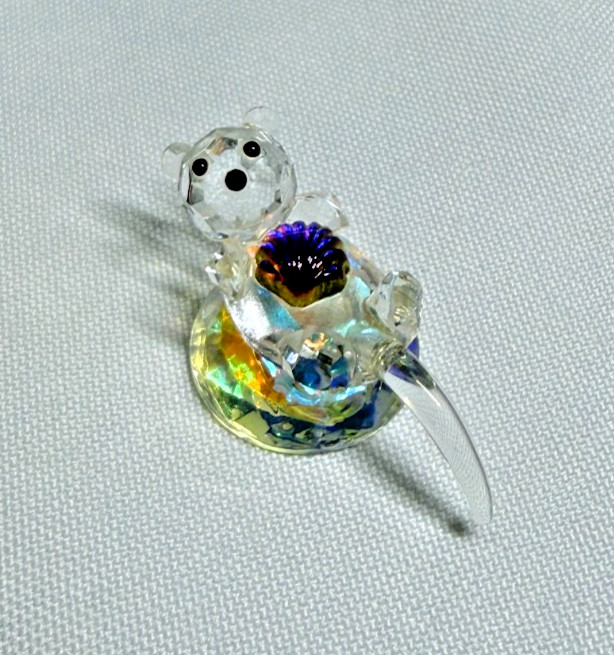 Crystal Sea Otter by Iris Arc.