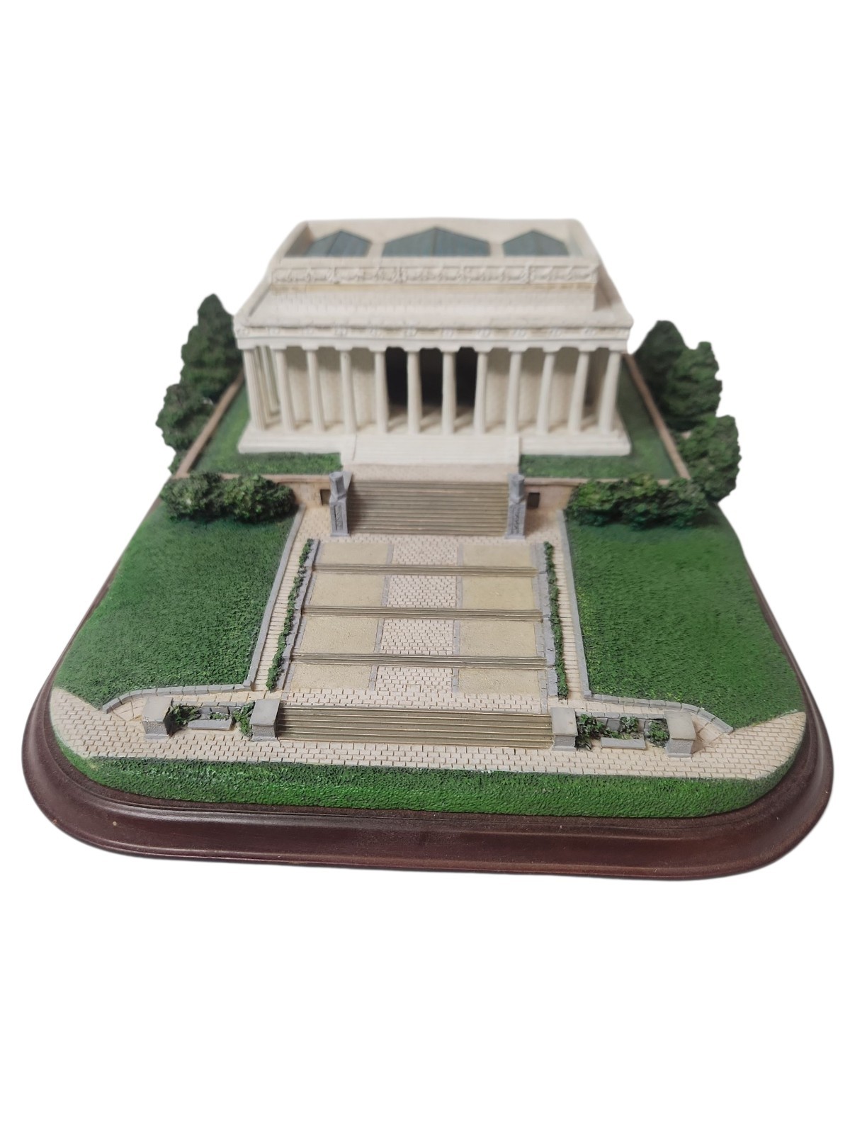 Danbury Mint Lincoln Memorial Washington DC Sculpture