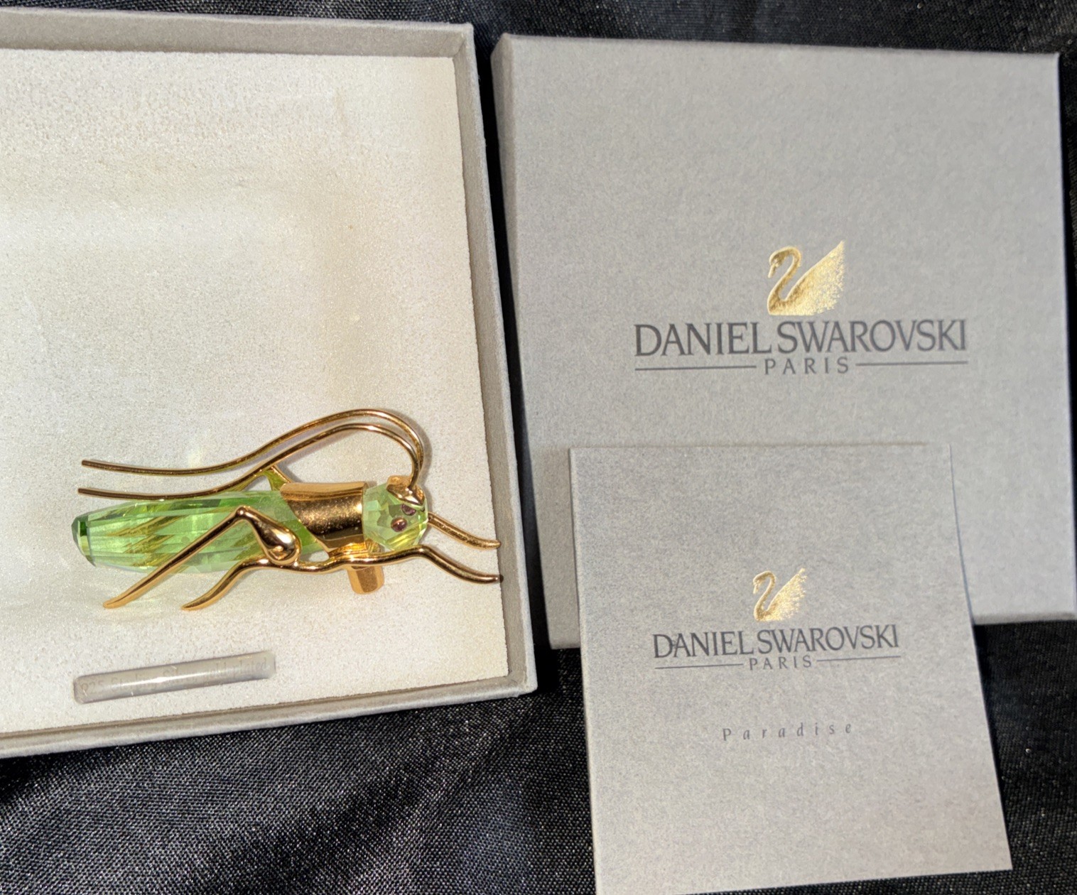 Swarovski Paradise Bug Aptera Chrysolite Grasshopper 250469 Silver W/Gold Plate