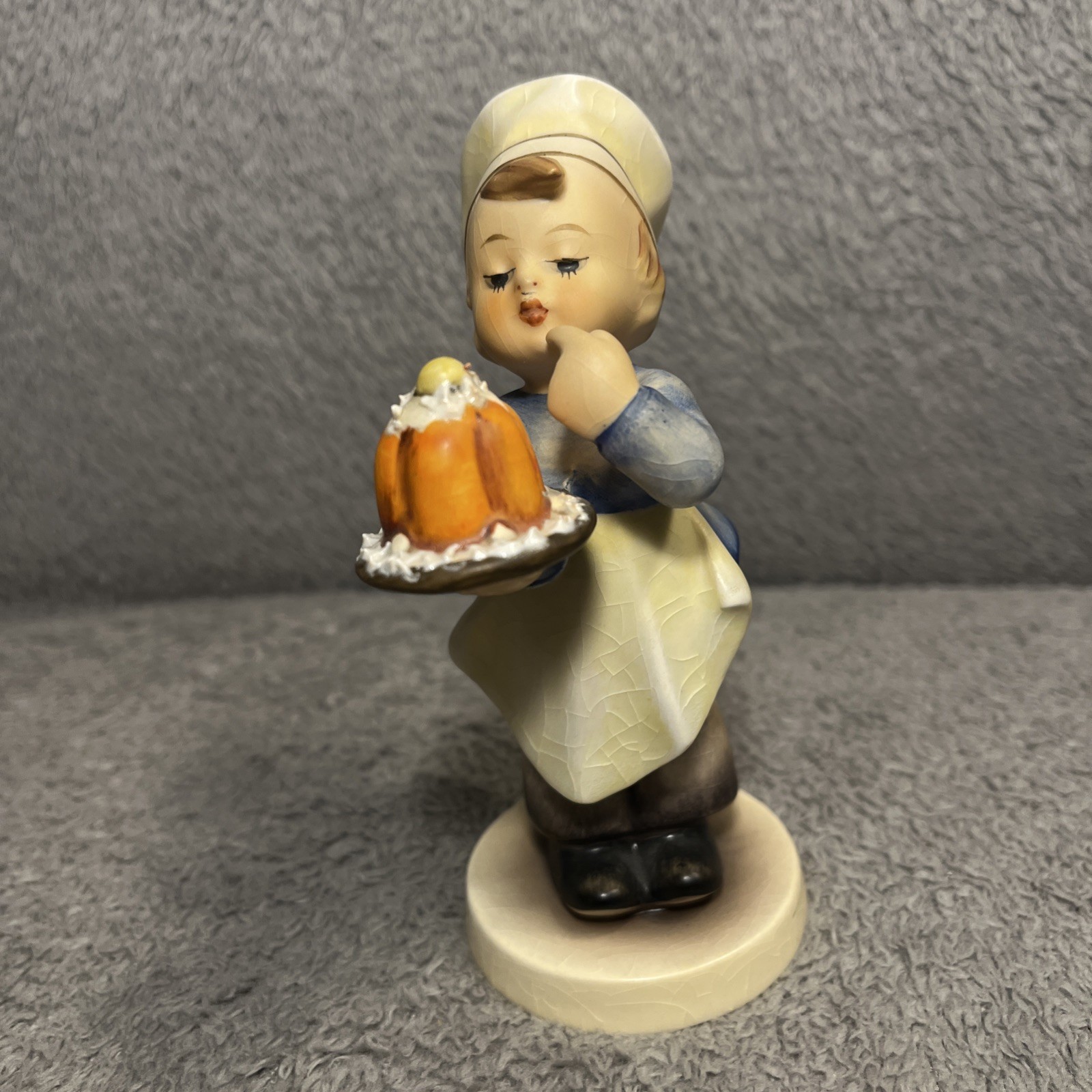 Vintage Hummel Figurine #128 “Baker” TMK-3 Goebel 4.75″ 🐝 In V W. Germany