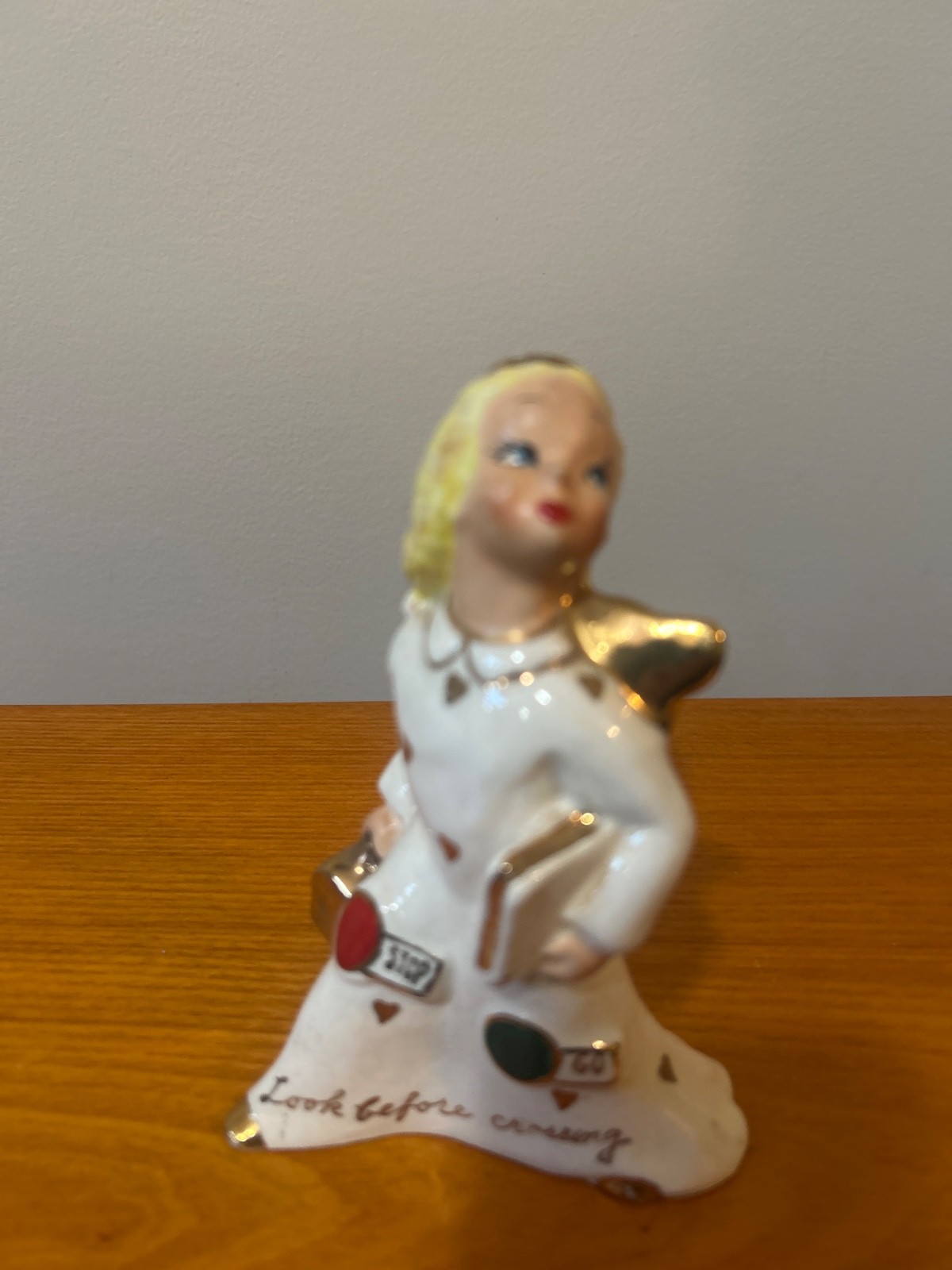 vintage 1956 yona original angel look before crossing figurine