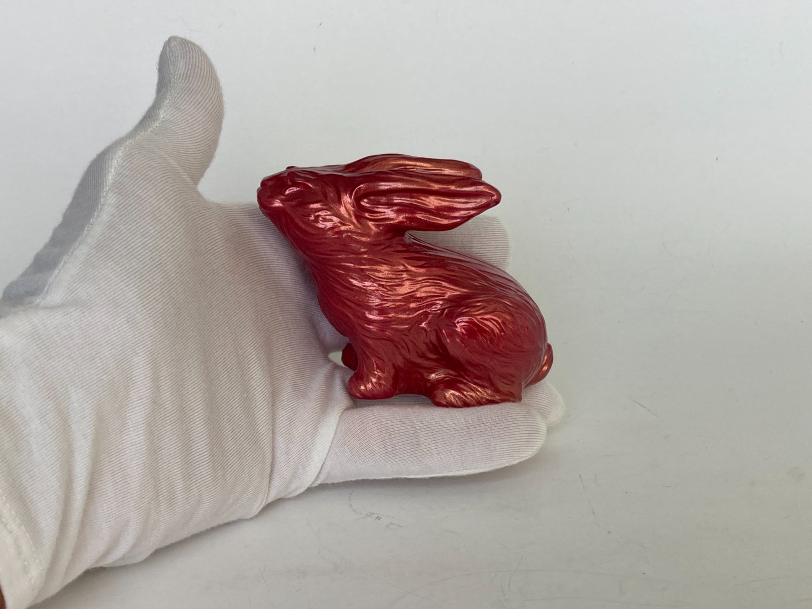 Water Rabbit Sculpture Pink Gold Resin Rabbit Figurine Art Object
