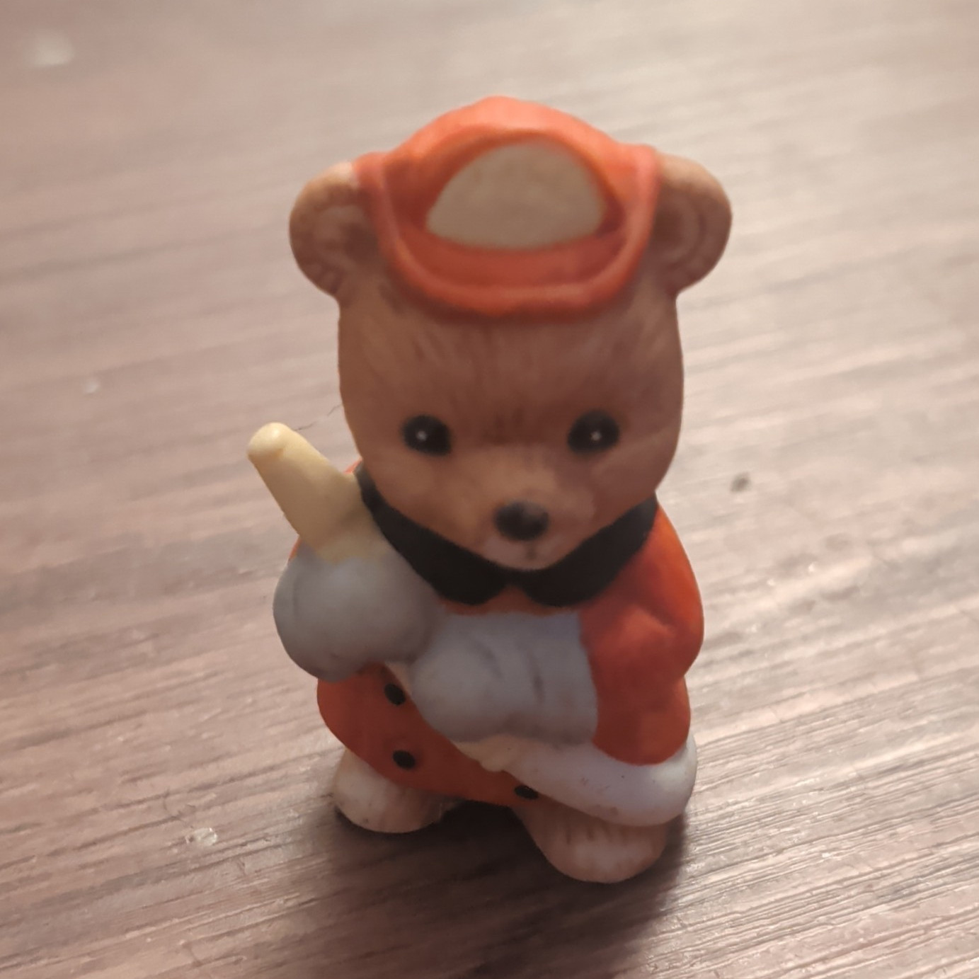 Homco Ceramic Bear Figurine, Brown Orange White Black, Animal Theme
