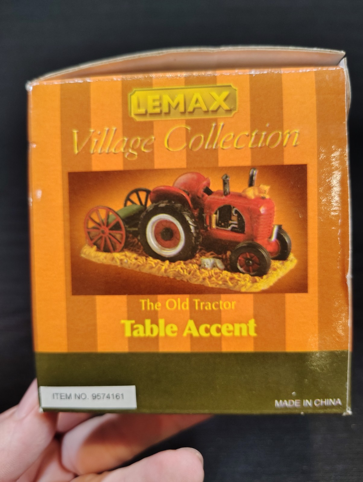 VTG, 2005, Lemax, Village Collection, “The Old Tractor” Table Accent, Retired