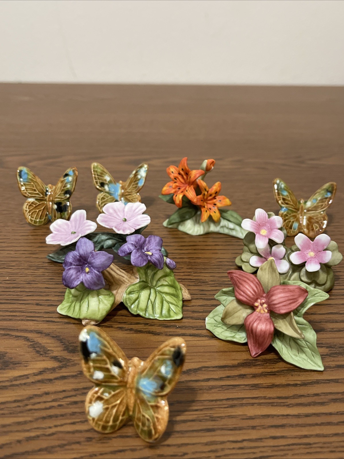 Vtg Royal Cornwall Miniature 1982 RC Flower 🌺 Figurines Lot Of 5 Porcelain