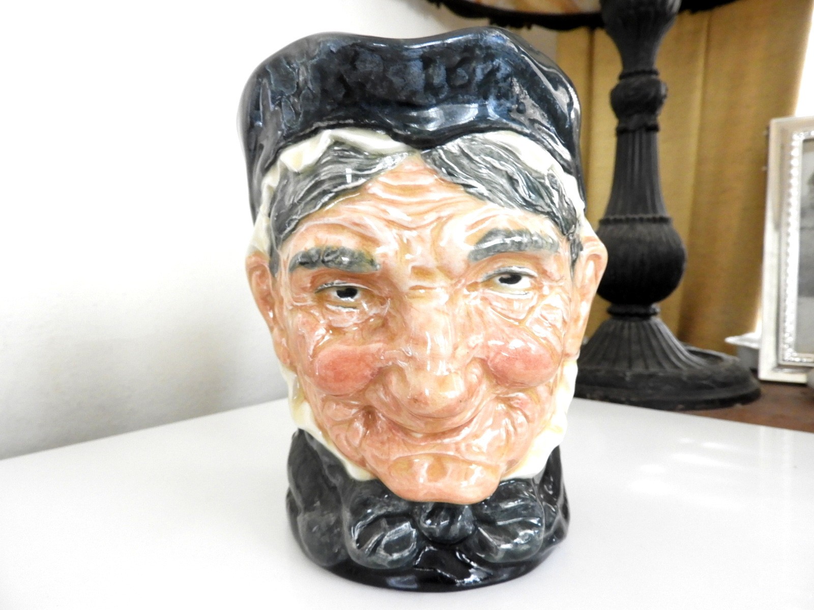 Vintge Royal Doulton GRANNY Character LARGE Toby Mug Jug 6 1/8″ Old Mark – NICE!