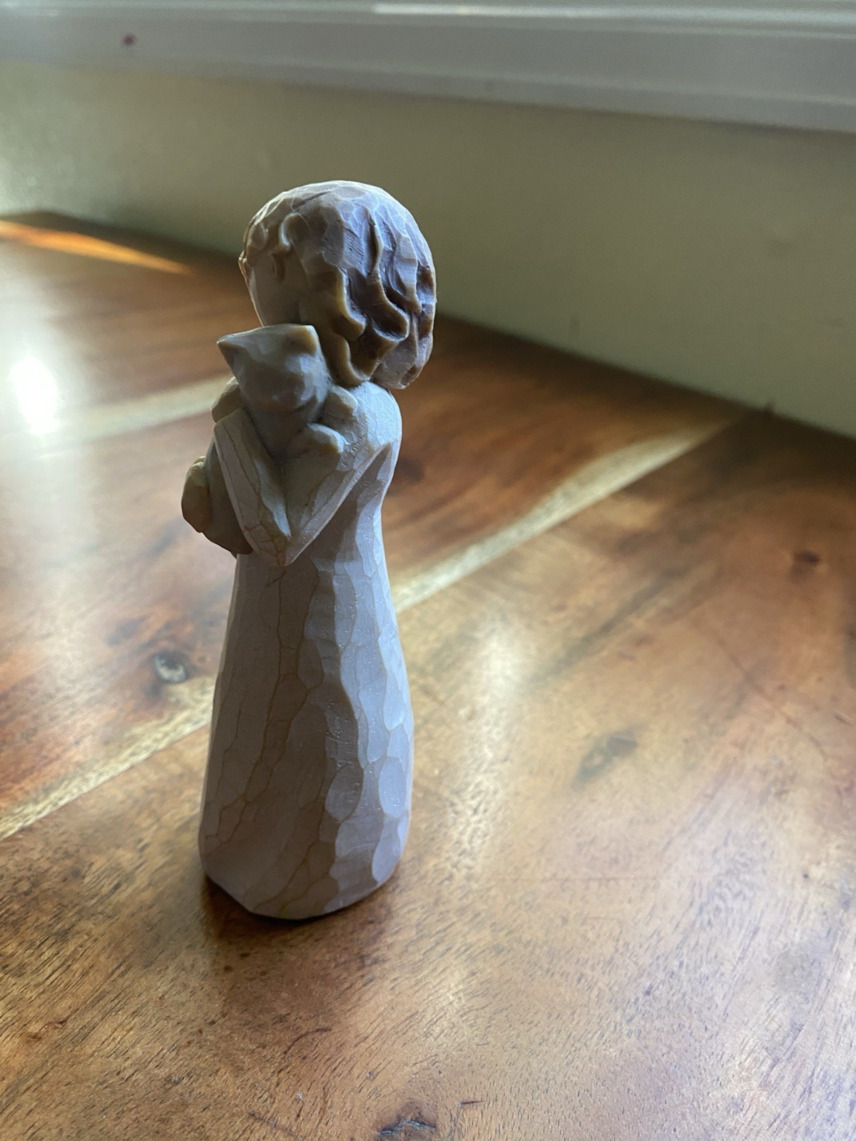 Willow Tree Angle Figurine With Affection DAMAGED