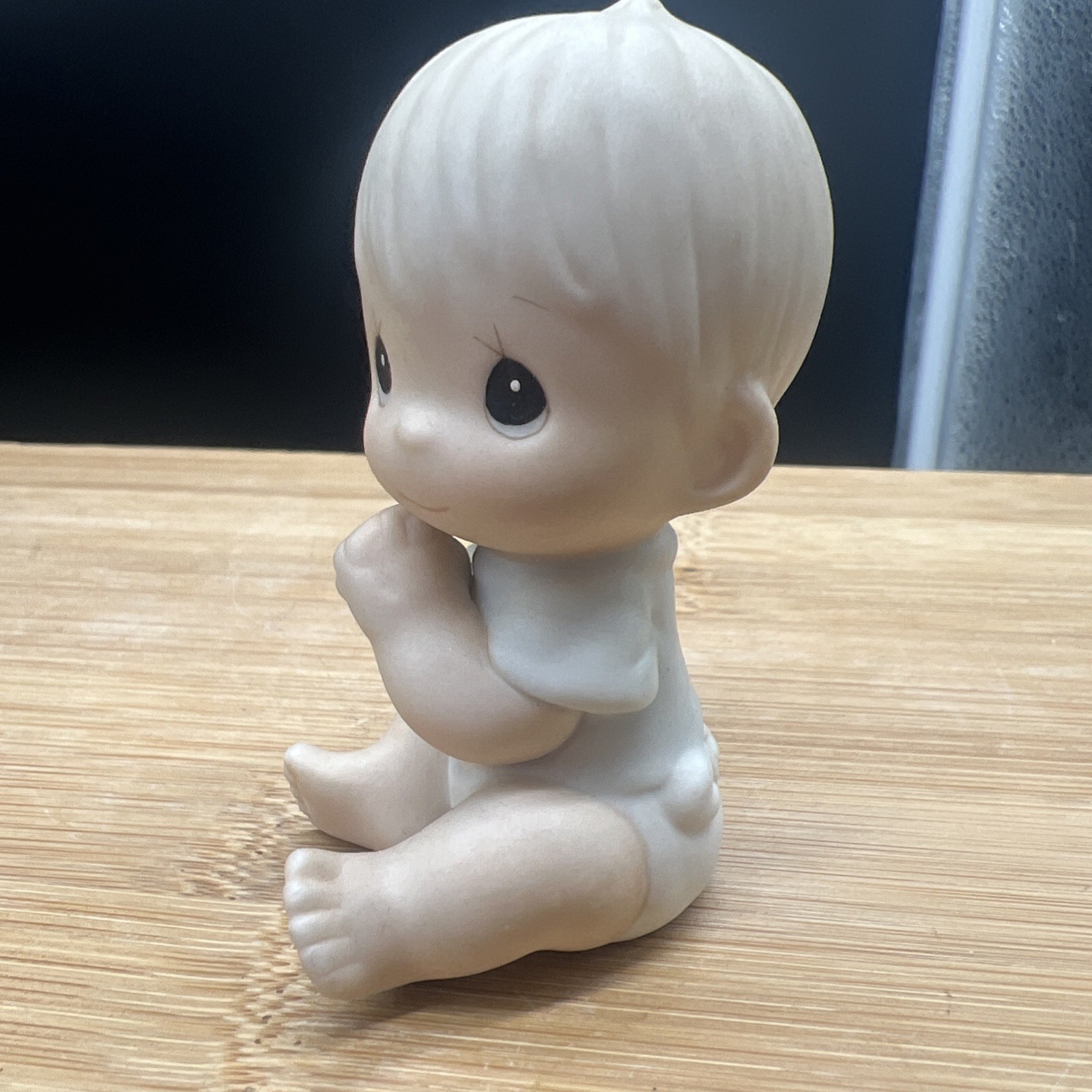Precious Moments Figurine Baby Boy Sitting Up 1983 Vtg Jonathon & David E-2852/C