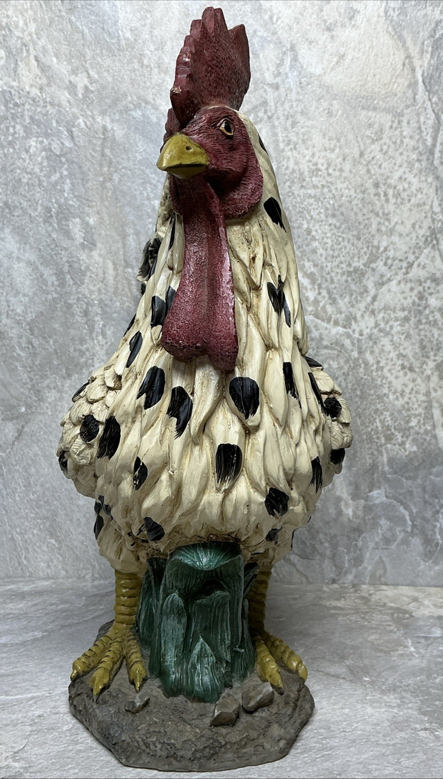 OUNG Vintage Classic Black & White Speckled RESIN Rooster Statue 10.5”