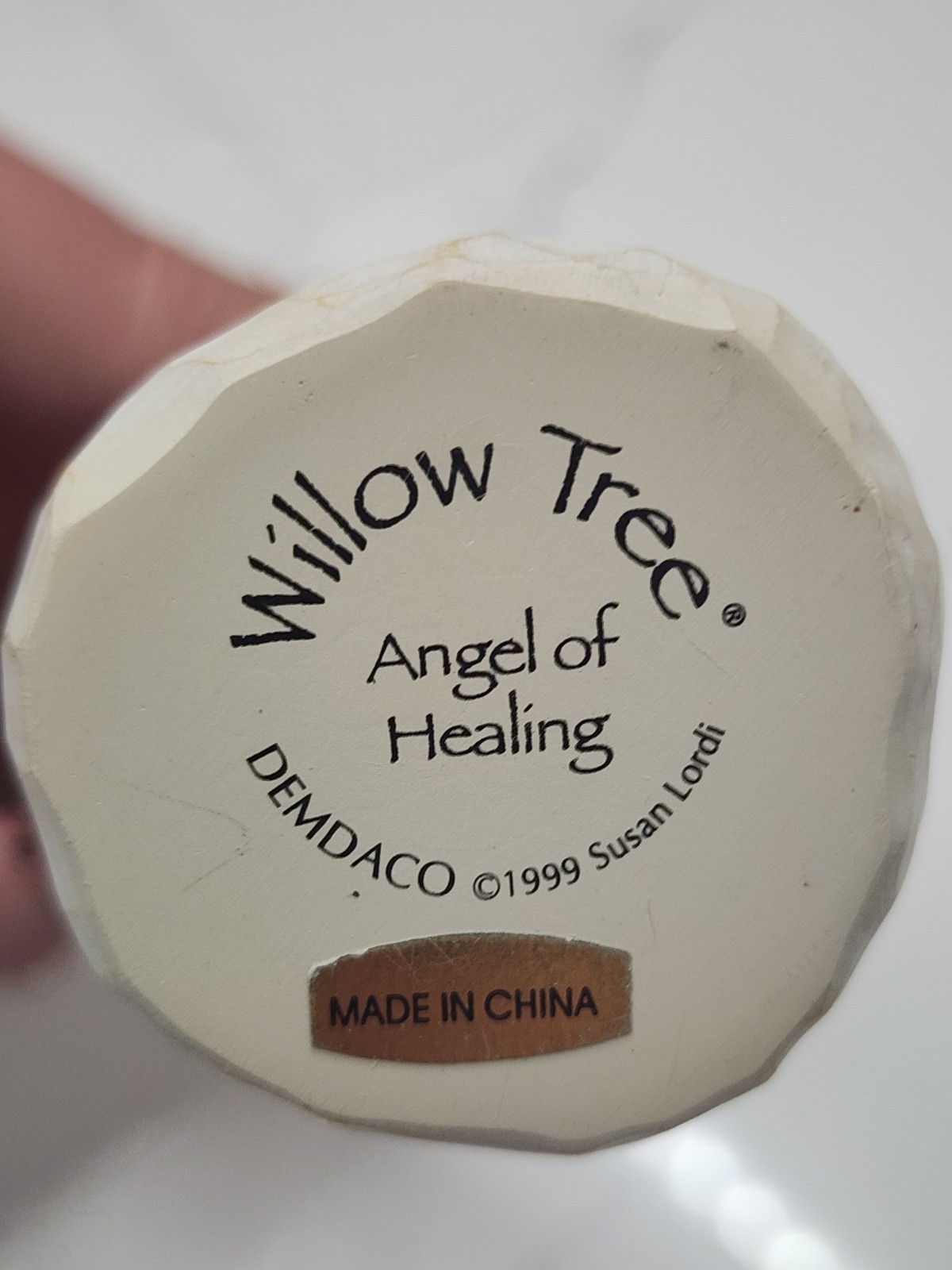 2 Willow Tree Figurines Angel of Prayer & Angel of Healing
