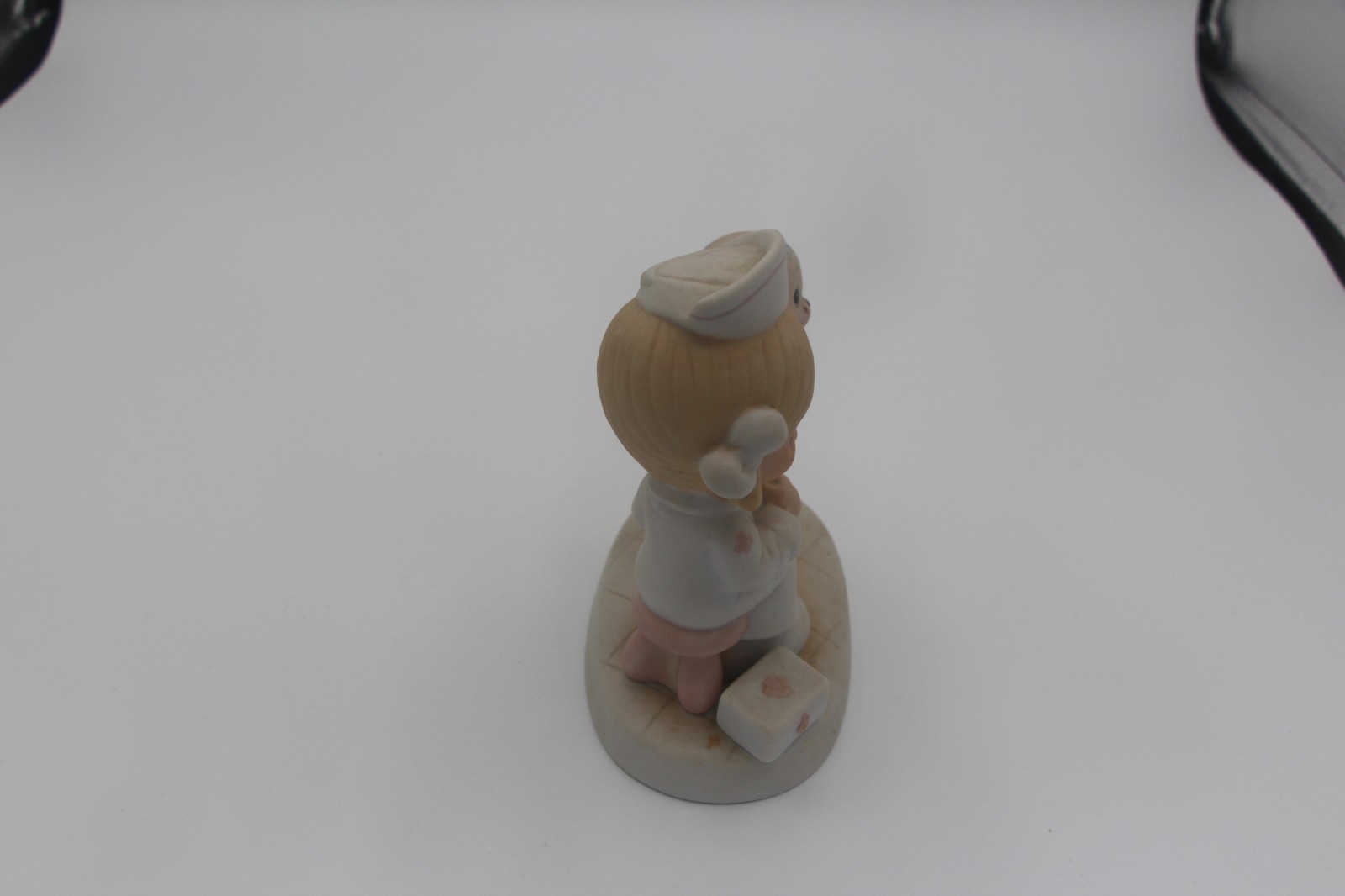 Precious Moments Enesco Love Beareth All Things Nurse 1981 Figurine Boxed E-7158