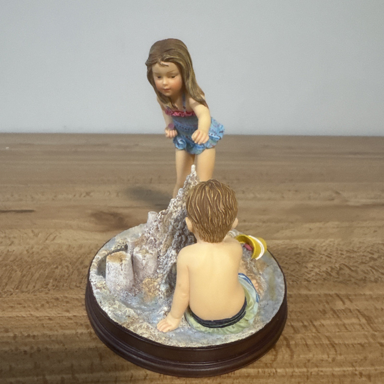 Mama Says Figurine “The Family That Plays Together, Stays Together” 2009- No Box