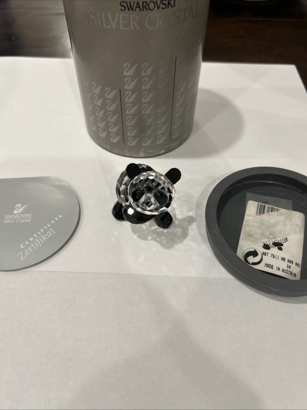 Swarovski Crystal 7611 000 001 Mother Panda Bear 181080 Box with COA Retired
