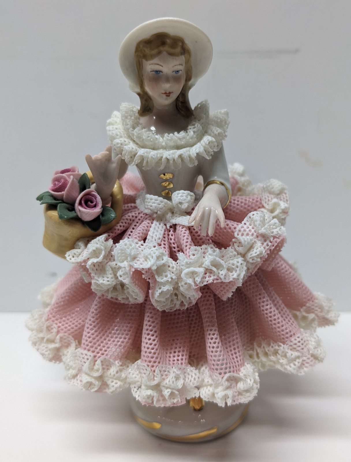 VTG Dresden Style Porcelain Lace Lady Figurine Pink Dress w/ Flower Basket