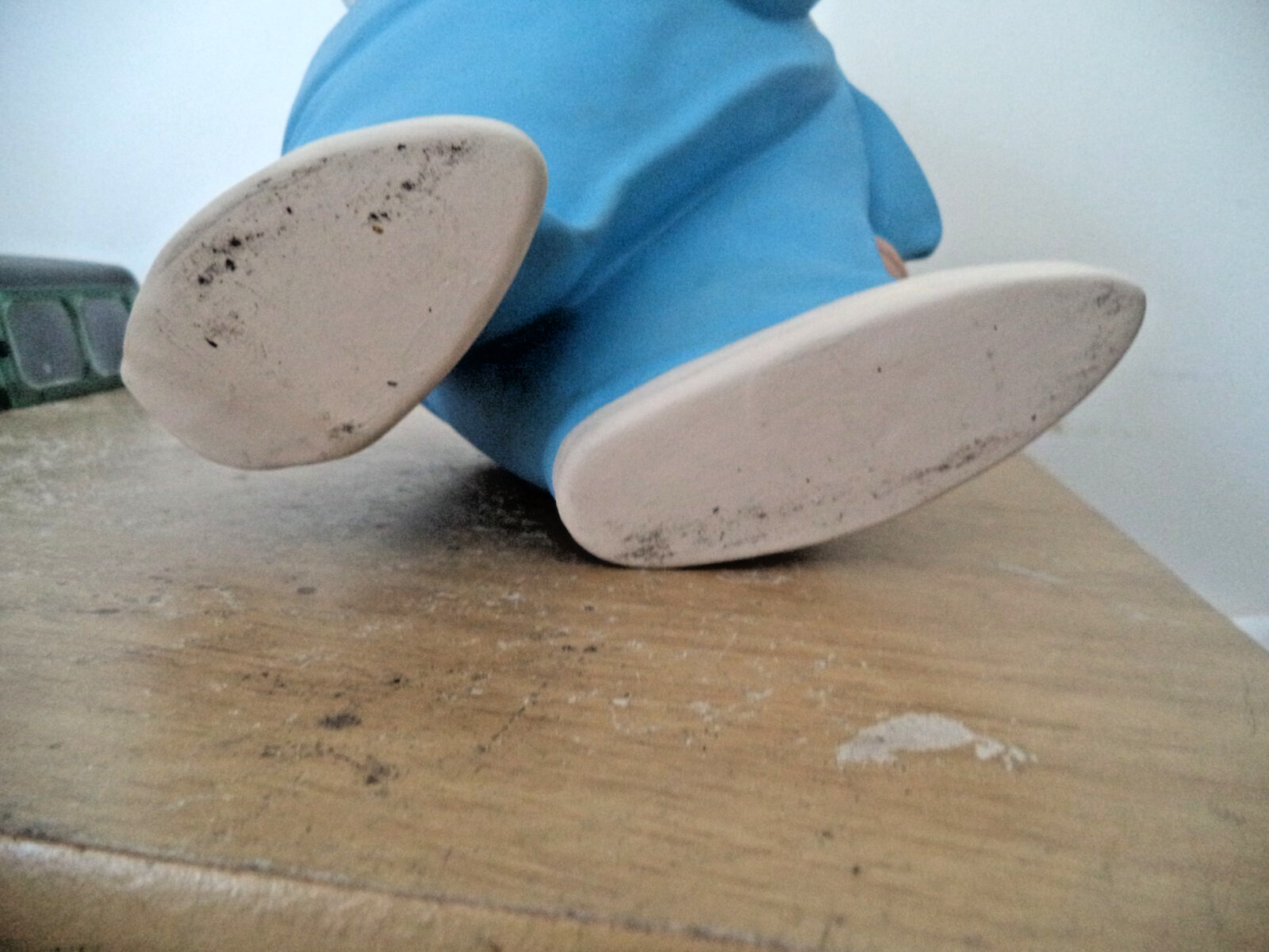 Large Statue THIN LIGHT PORCELIAN sculpture BLUE MAN LE MONDE PAPER 10 1/2″ TALL