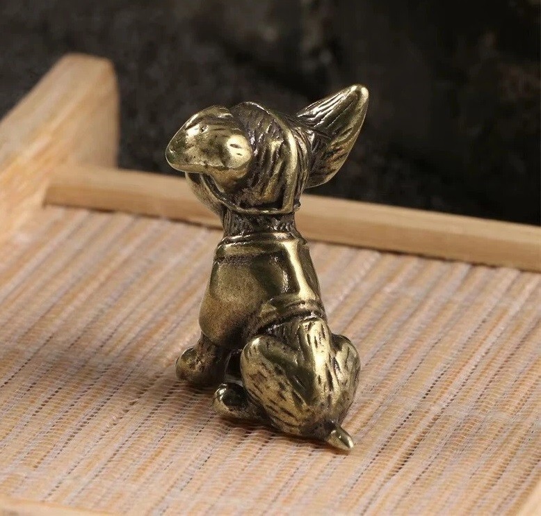 Brass Copper Chihuahua Dog Animal Figurine Mini Statue Table Home Decoration Toy