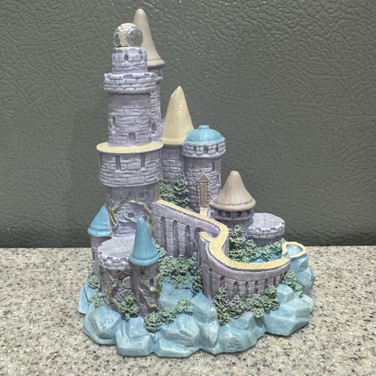 Vtg Spoontiques Castle Crystal Sphere 4.5” Pastels Original Stickers Indonesia