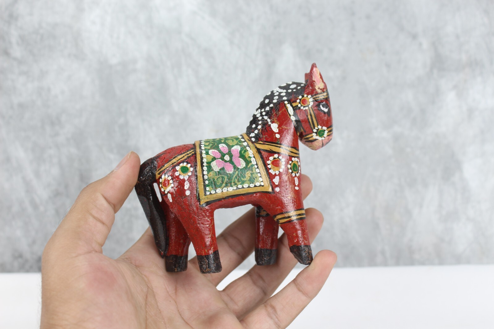 Vintage Small Red Hand-Painted Wooden Horse Figurine – Home Decorative Accent