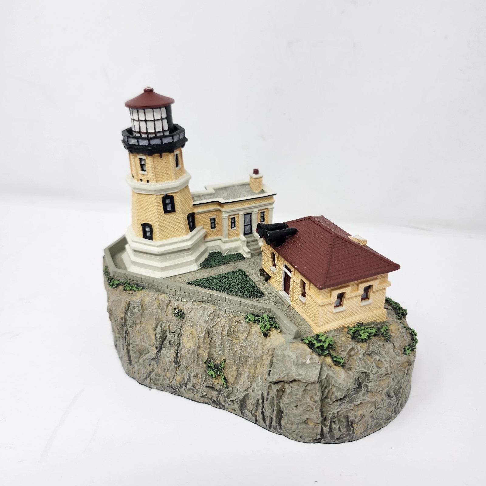 Danbury Mint Split Rock Lighthouse, Split Rock State Park, MInnesota