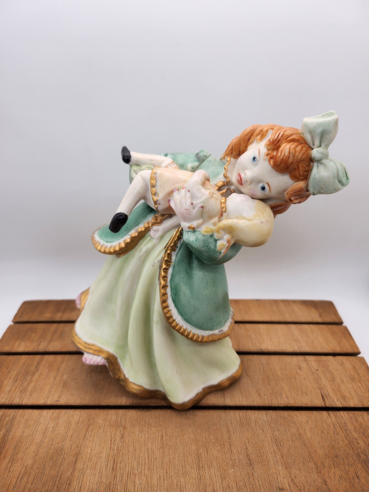 7″ – Vintage Atlantic Mold – Woman Holding A Child – See All Photos