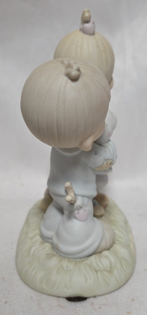 Precious Moments “Your Love Is So Uplifting” Figurine. Excellent Condition