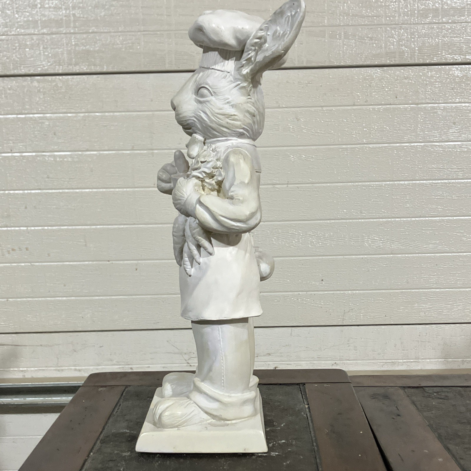 Fleur de Lis 1998 Chef Rabbit Figurine, White Resin Matte Finish.
