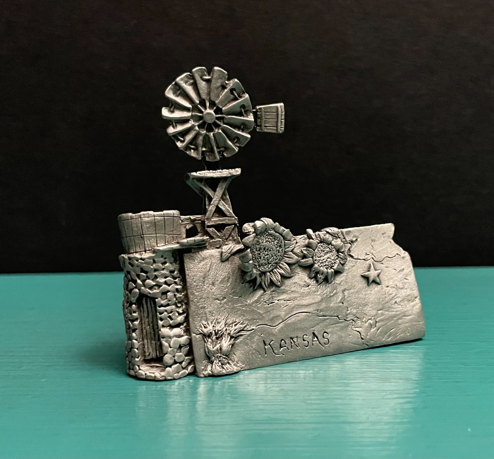 Boyd Perry Rawcliffe Pewter Kansas State Map Windmill Sunflower Well Figurine