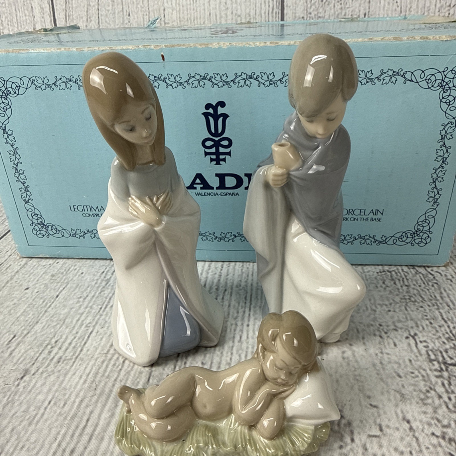 Vtg Lladro Holy Family Nativity Figurines 4670, 4671, 4672 w Original Box Straw