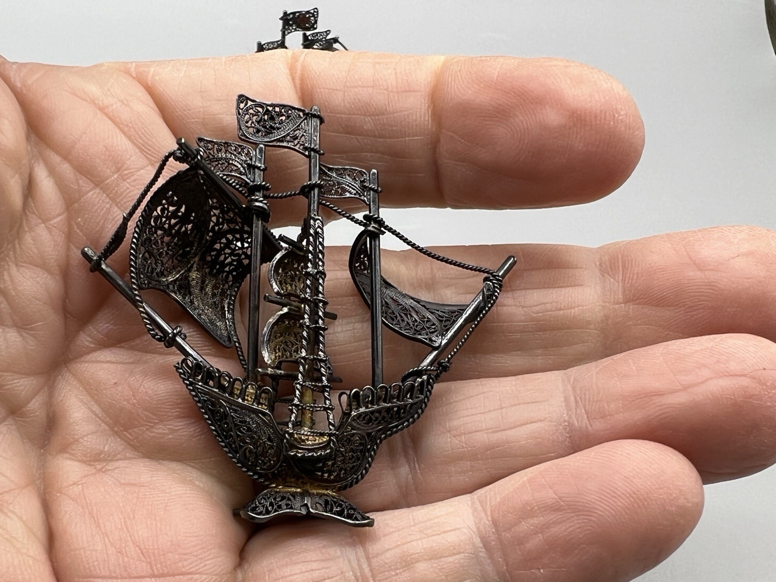Set of Two VTG Silver Toned Metal Filigree Miniature 2” Spanish Galleons