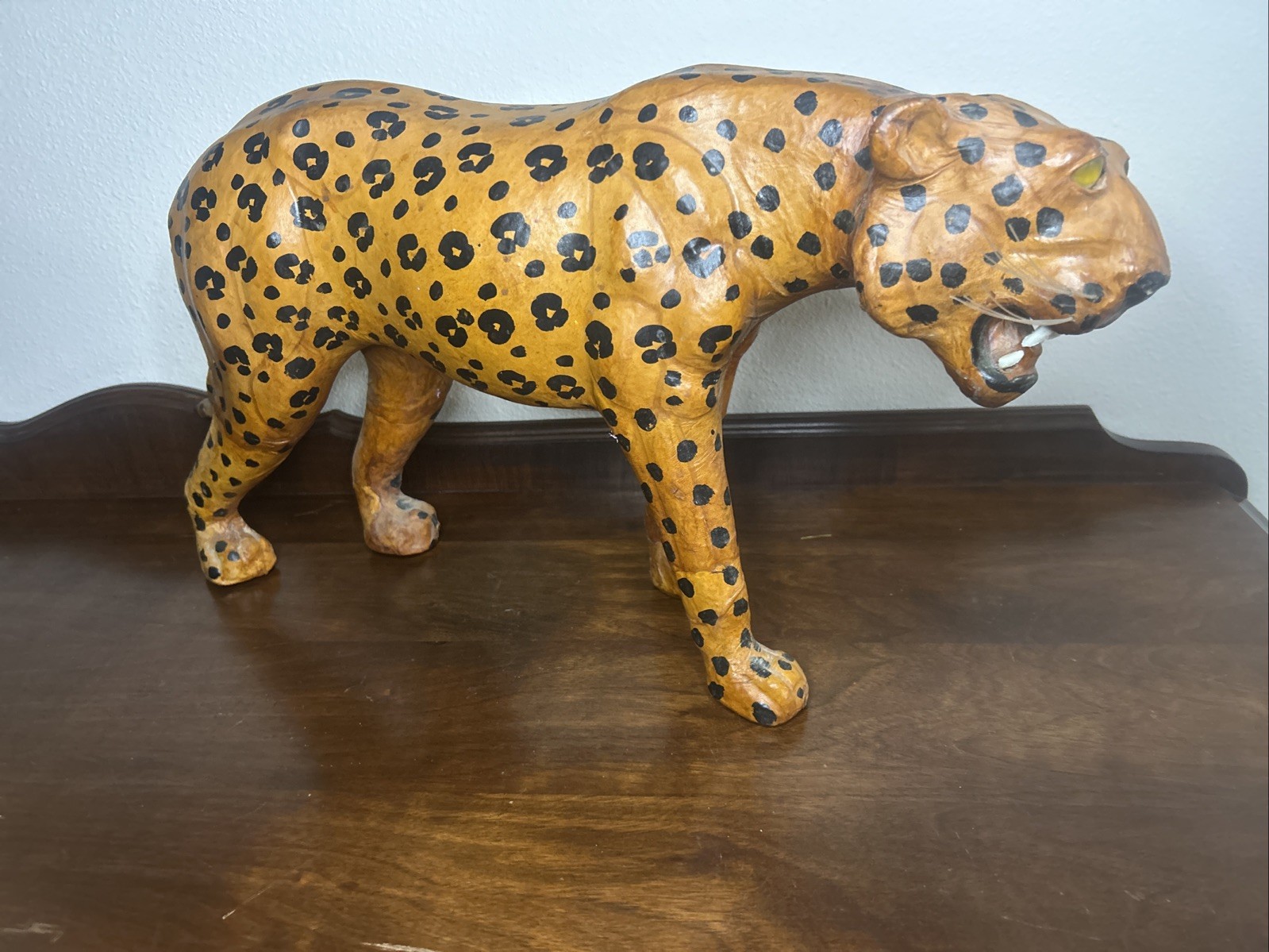 Vintage Cheetah/Jaguar Leather Wrapped Statue/Sculpture Decor, 17X11X4, Read!