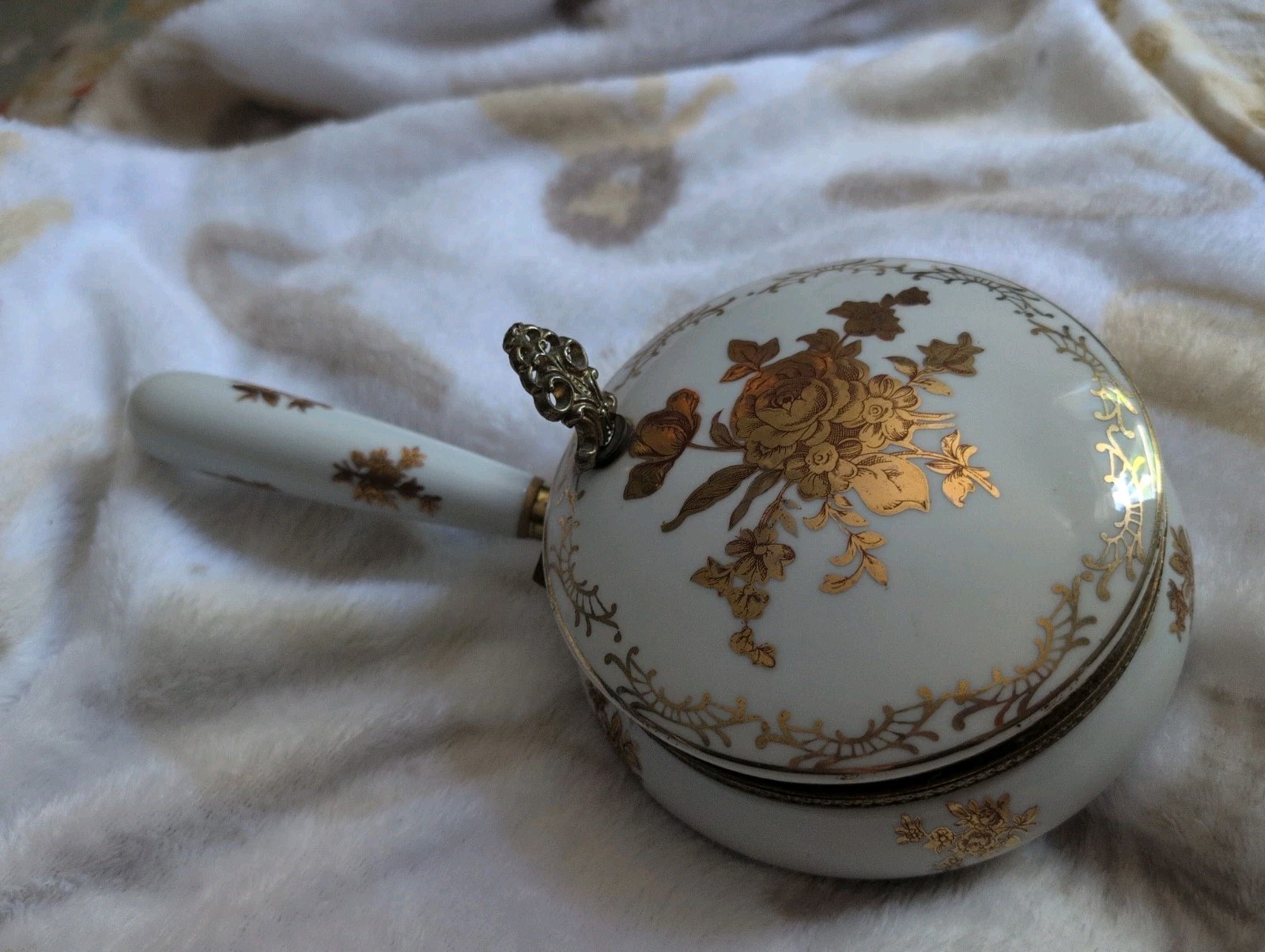 Vintage Andrea by Sadek Porcelain Silent Butler Crumb Catcher #6801 Gold Floral