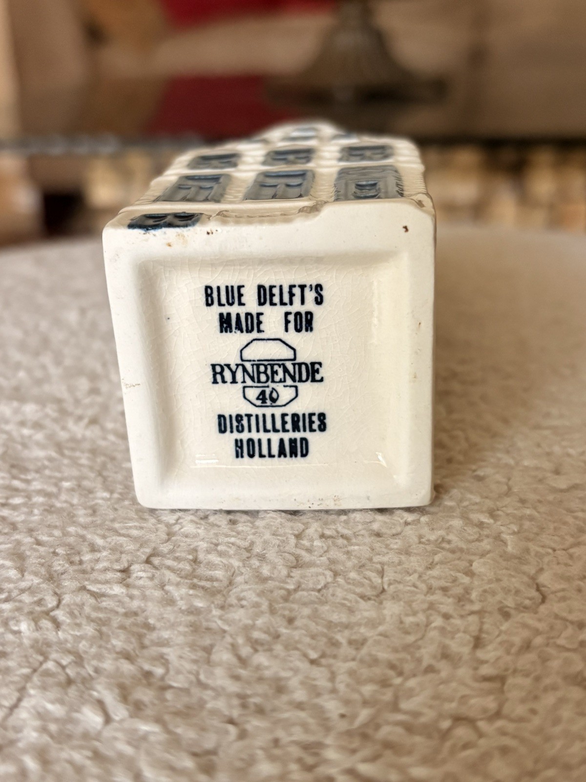 RARE FIND – KLM Airlines Blue Delft House #40 RYNBENDE Distillery Early edition