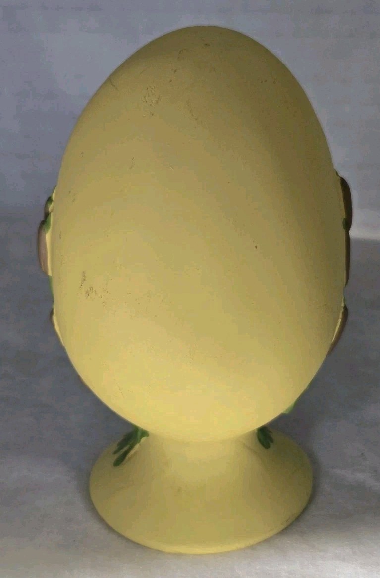 The Wind in the Willows – Badger Scene in Egg Display