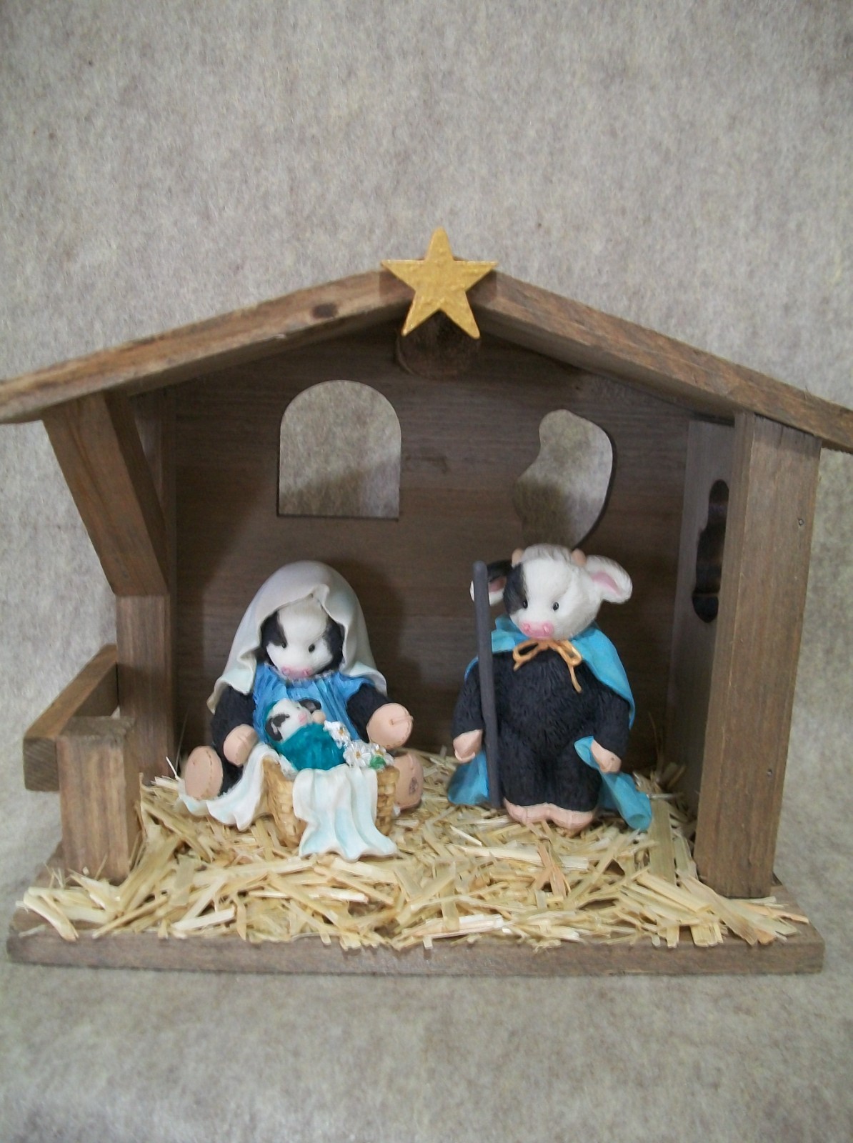 Nativity Set – Mary Moo Moo Cow Figurine