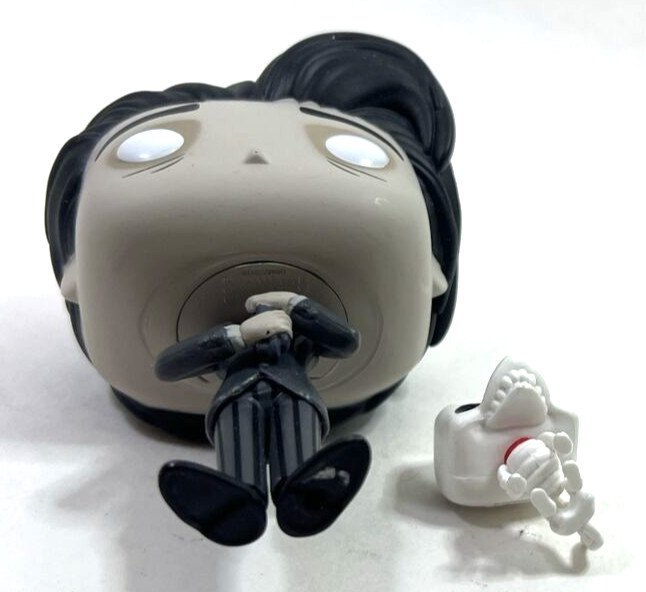 Funko Figurines VICTOR & SCRAPS from “Corpse Bride” 4″ Plastic Freestanding VGC