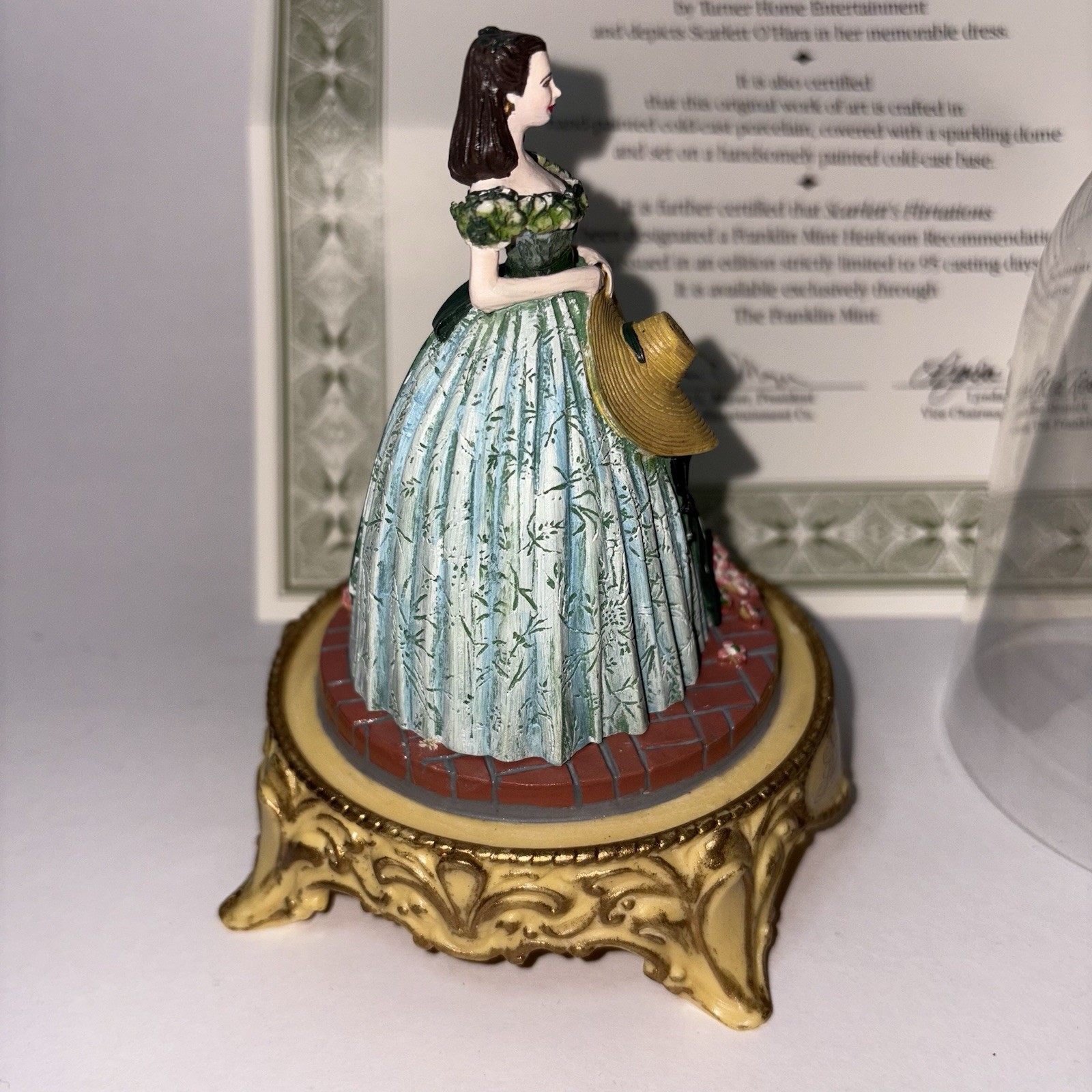 Franklin Mint Gone w/The Wind Scarlett O’Hara Glass Dome Figurine Green Dress
